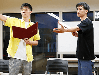 プロ講師による演技指導